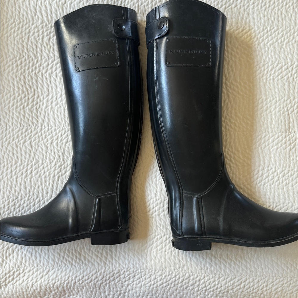 Vintage Burberry Equestrian Rainboots - Size 7